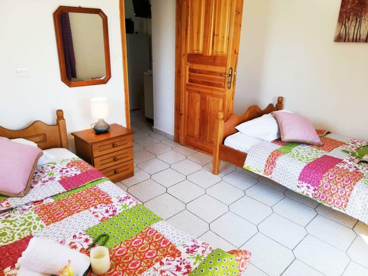Theasea House With Garden Appartamento Riglia Esterno foto